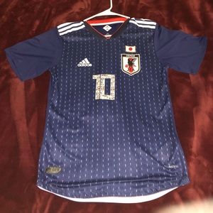 Adidas jersey sz medium ( Oliver atom japan shirt)